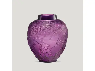 Lalique-Archer  Vazo Mor-30001022
